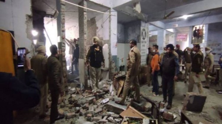 Two killed in blast in Ludhiana district court complex