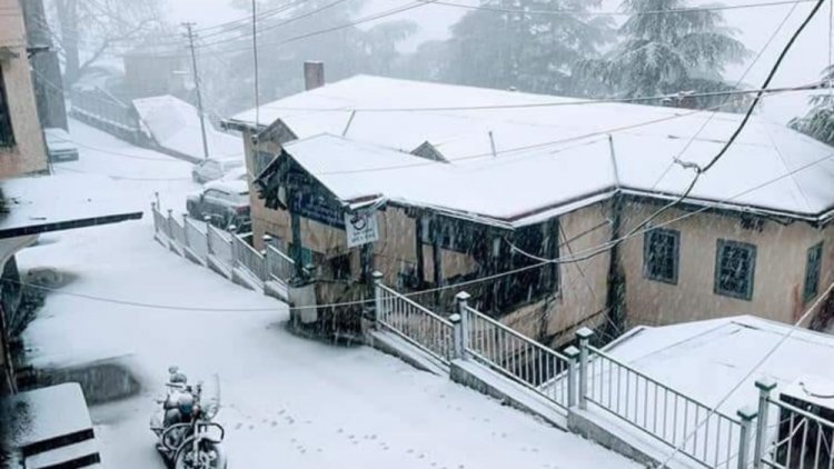 Shimla city receives first snowfall of 2022
