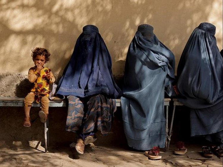 Taliban to resume hiring government employees without women recruits