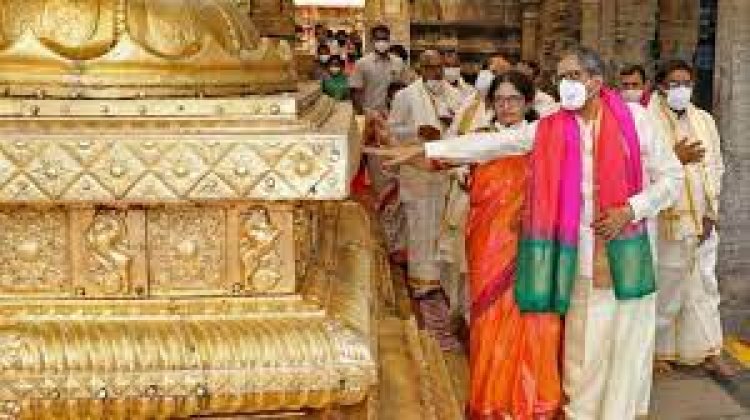 CJI Ramana worships at Lord Sri Venkateswara shrine