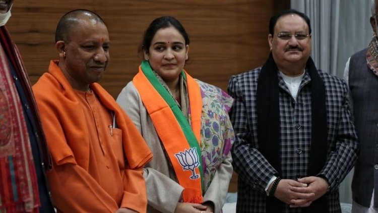 UP CM Adityanath welcomes Aparna Yadav into BJP fold
