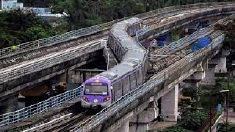 Rail fracture disrupts Kolkata Metro services