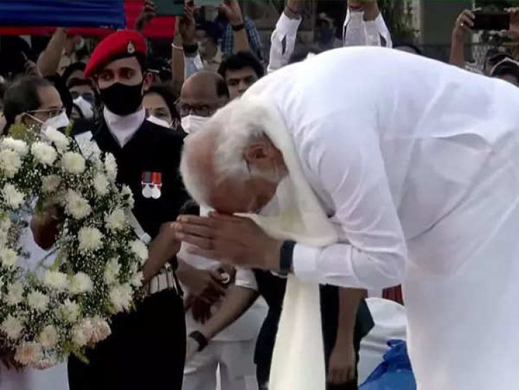 PM pays rich tributes to Lata Mangeshkar in LS