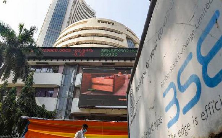 Sensex rallies over 740 points; Nifty above 17,498 level