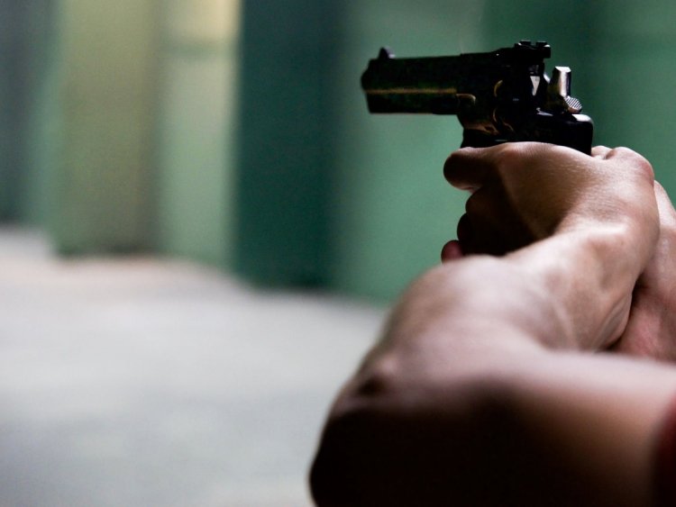 SP booth agent shot dead in UP's Shahjahanpur