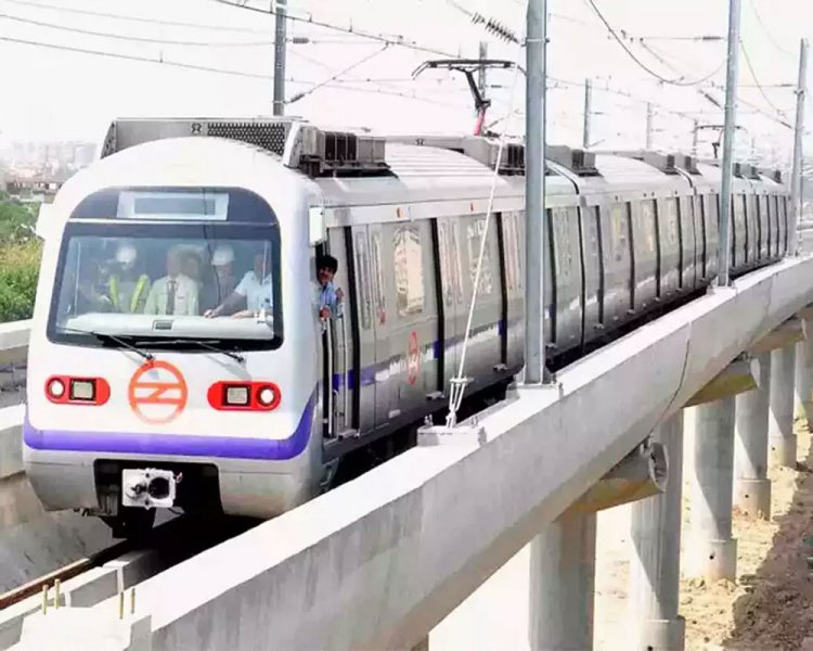 Delay in metro services on DMRC's Blue Line