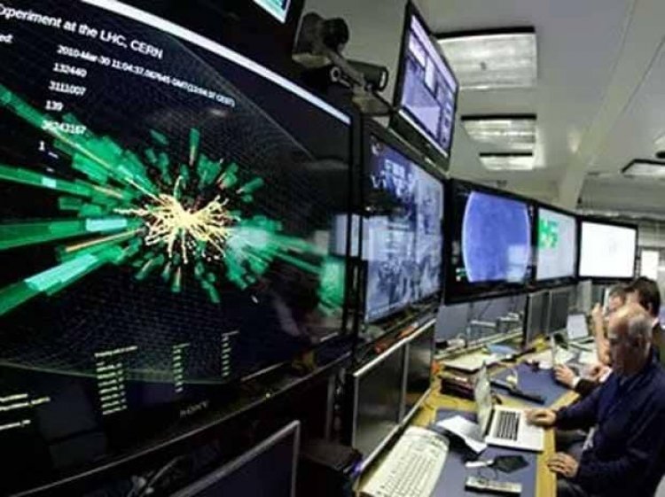Atom-smashing CERN lab ratchets up measures against Russia, Belarus