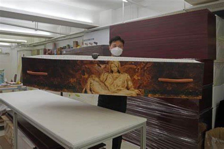 Hong Kong's Covid death toll leads some to eco-friendlier coffins