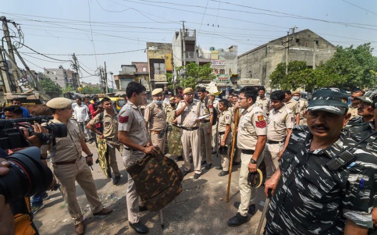Police arrest 20 and apprehends two juveniles over Jahangirpuri clashes