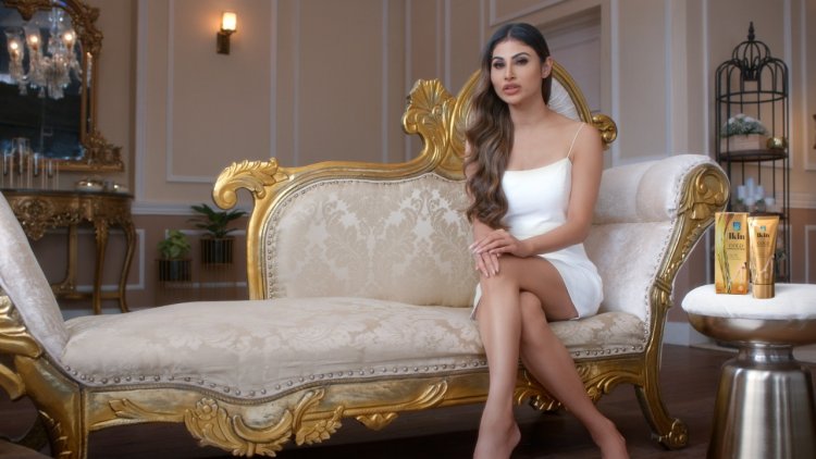 Astaberry expands its personal care product range, ropes in Mouni Roy as their Brand Ambassador
