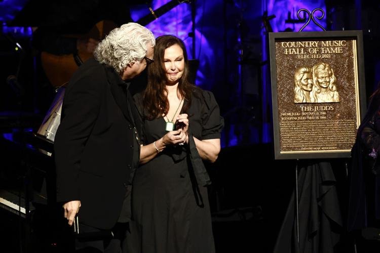 The Judds, Ray Charles join the Country Music Hall of Fame