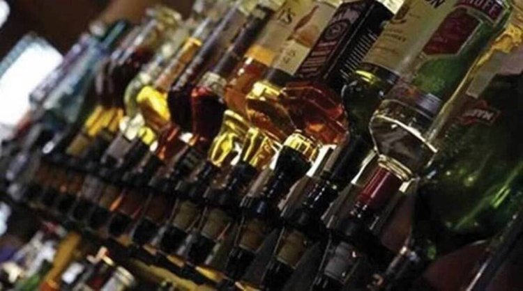 UP: Five arrested for smuggling liquor from Delhi