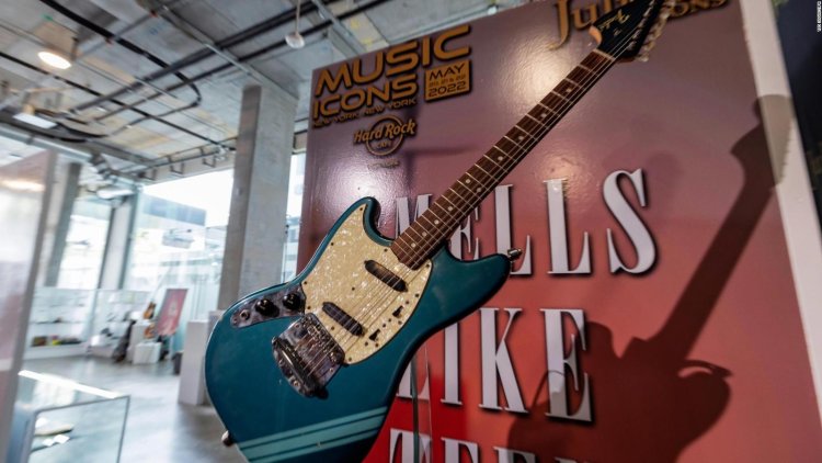 Kurt Cobain's electric guitar auctions for nearly USD 5 million