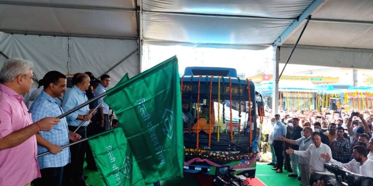 Delhi CM Kejriwal flags off 150 electric buses