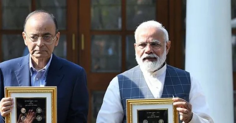 Modi launches new series of coins with AKAM design