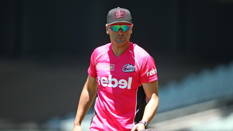 Ben Sawyer appointed of NZ women's cricket team head coach