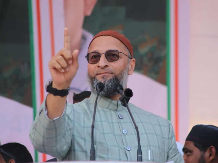 AIMIM supporters protest lodging of FIR against Owaisi