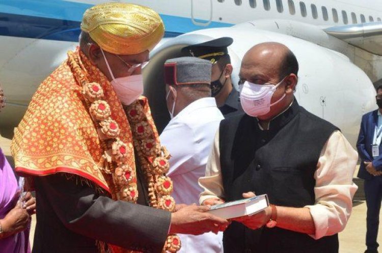 President Kovind arrives in Bengaluru on two-day visit
