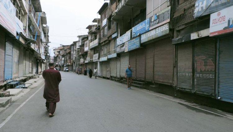 Prophet remarks row: Shutdown in parts of Srinagar