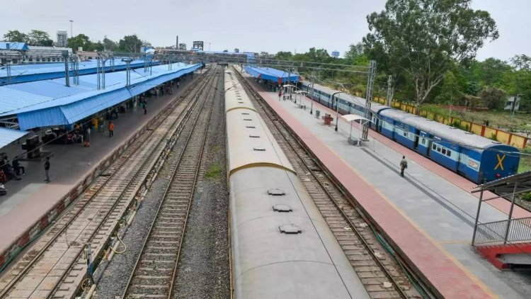 Railways cancels 369 trains in parts of India as Agnipath protests continue