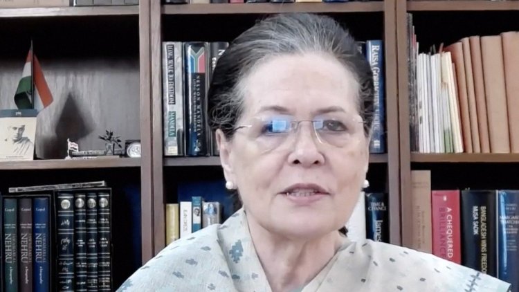 Sonia Gandhi says Agnipath 'directionless', vows to work for its withdrawal