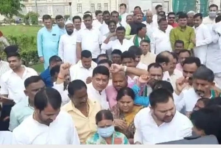 Agnipath stir: Mahagathbandhan leaders in Bihar march to Raj Bhawan