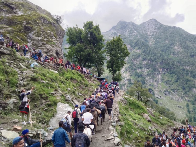 Over 7,000 pilgrims leave Jammu camp for Amarnath