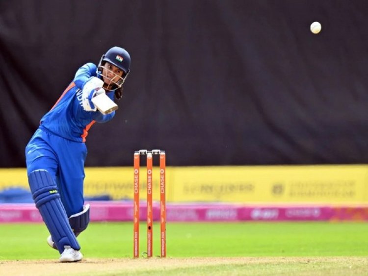 Mandhana guides India to series-levelling eight-wicket win over England in T20I