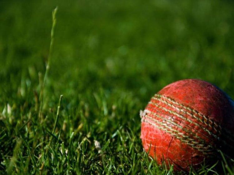 ICC makes changes in playing conditions, using saliva to polish ball banned