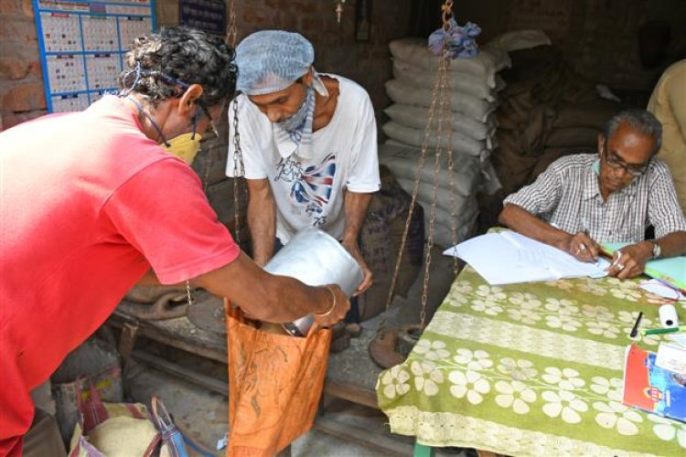 Govt extends free ration scheme for poor by 3 months