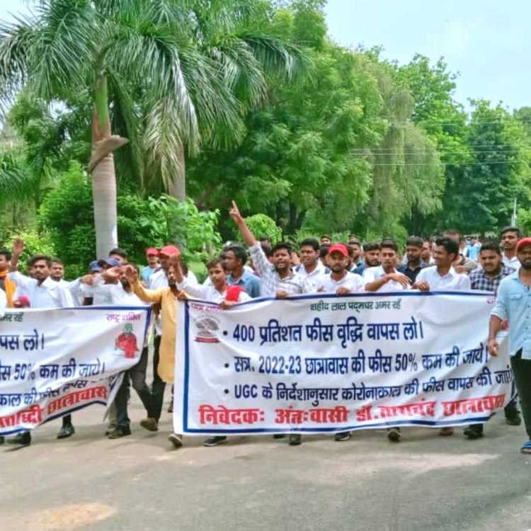 Allahabad University students to continue protests over fee hike of 400%