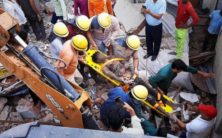2 die as building collapses during demolition in Kerala