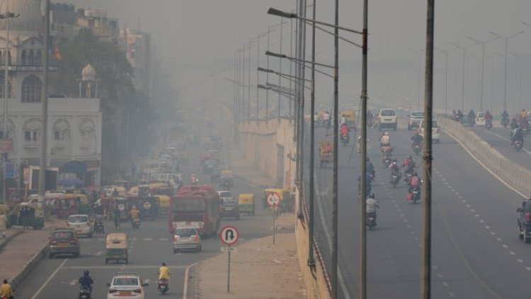 Delhi air quality worsens, nears 'severe' zone as stubble burning rises