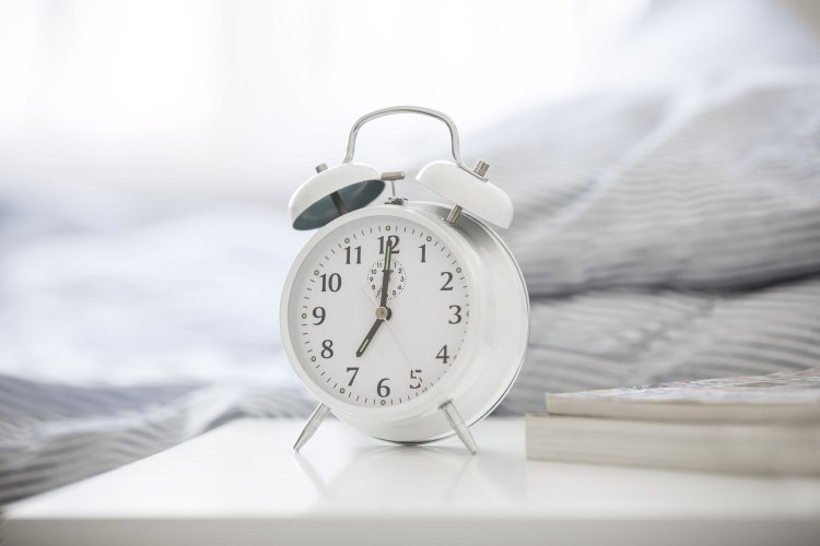 Study suggests people sleep least from early 30s to early 50s