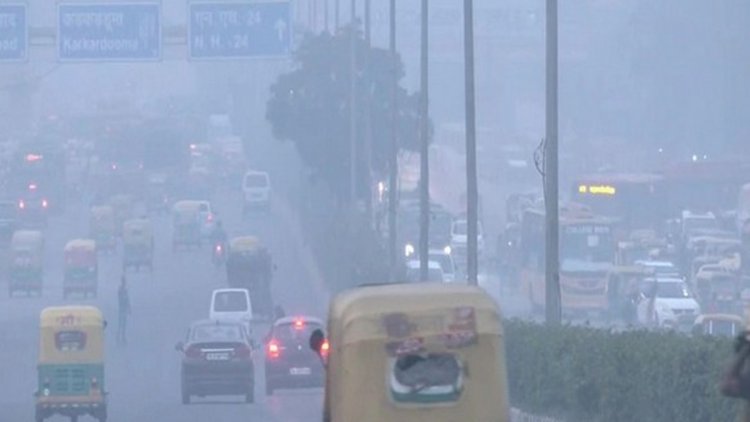 Delhi: Air quality improves but still in 'poor' category; AQI at 221
