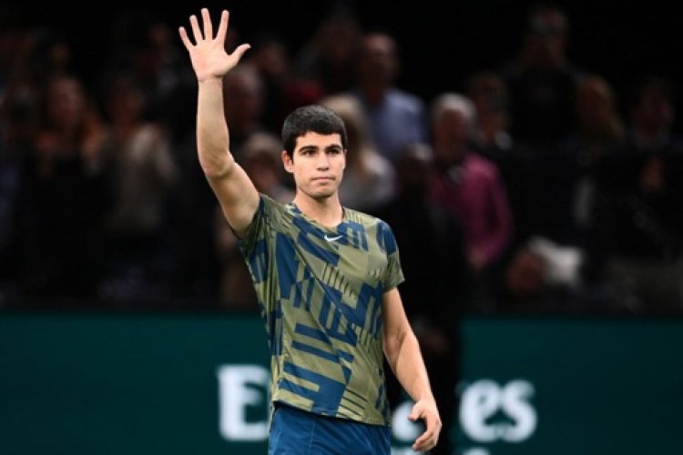 Spain's Carlos Alcaraz becomes youngest year-end ATP world number 1