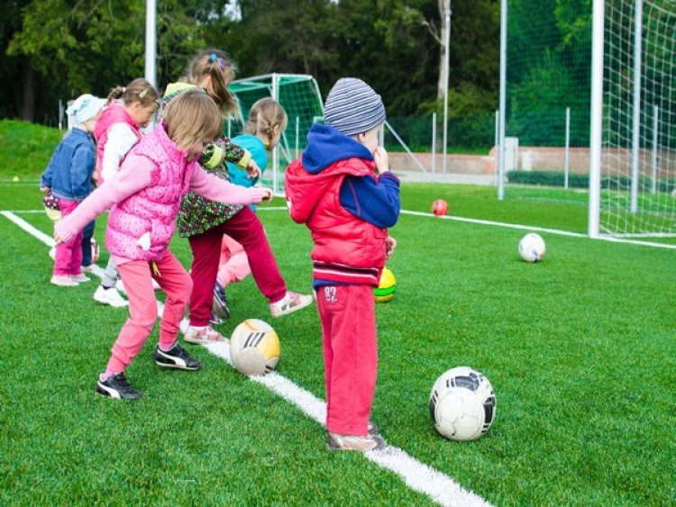 Study finds gaps between children who participate in extracurricular activities and who don't