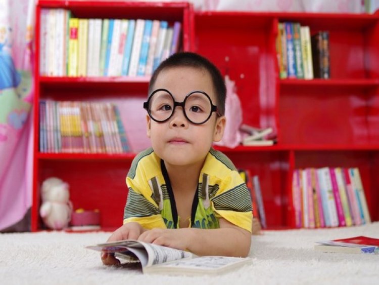 Genetics combined with long years of schooling might cause nearsightedness in children: Research