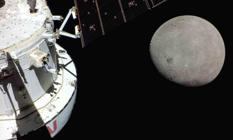 Nasa Orion spacecraft makes closest flyby of Moon at 130 kms distance