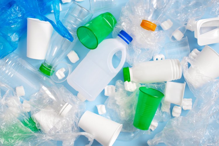 Tackling plastic pollution with a net of law and chemical coding: Research