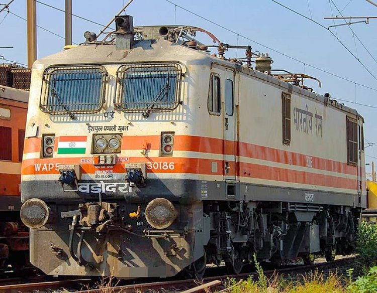 Indian Railways earns record revenue of Rs 2.40 trillion in 2022-23
