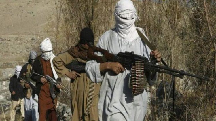One killed as Taliban militants take hostages in northwest Pakistan