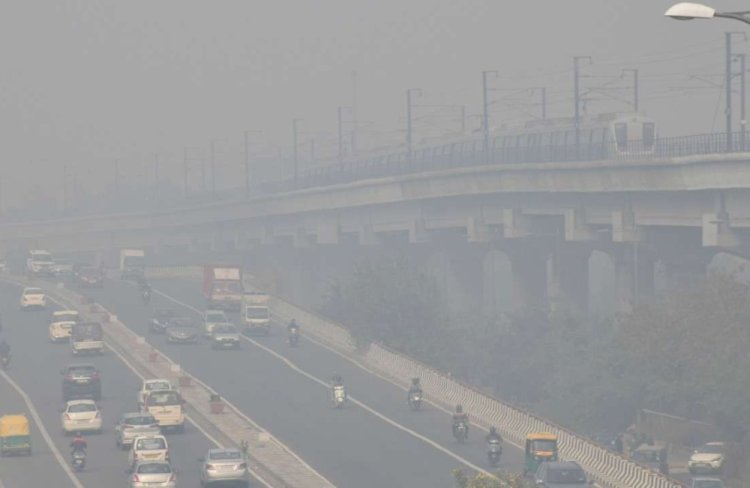 Delhi's air quality in 'very poor' category as AQI reaches 353: SAFAR