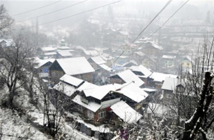 At minus 6.4 degrees Celsius Srinagar records coldest night of season