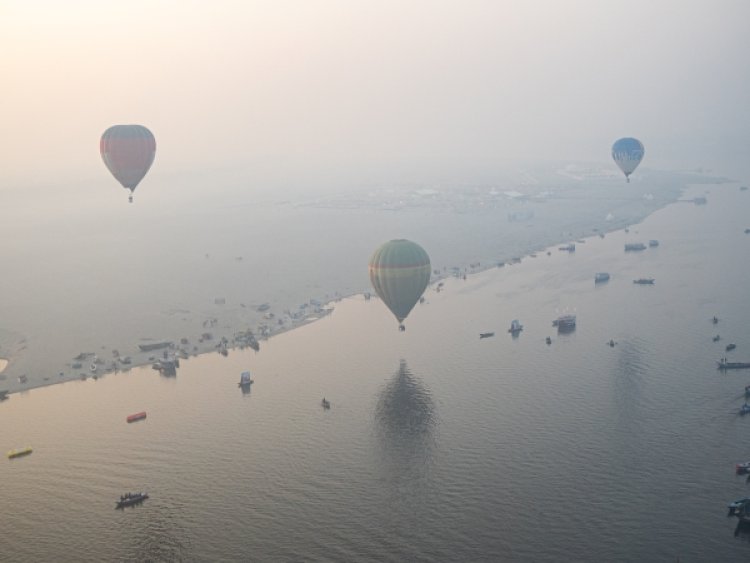 Varanasi is hosting a four-day Kashi Balloon and Boat Festival