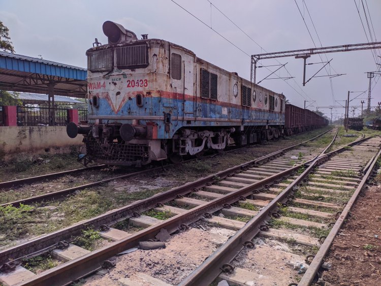 Bihar: Railway track worth crores illegally sold to scrap dealer; 2 RPF personnel suspended