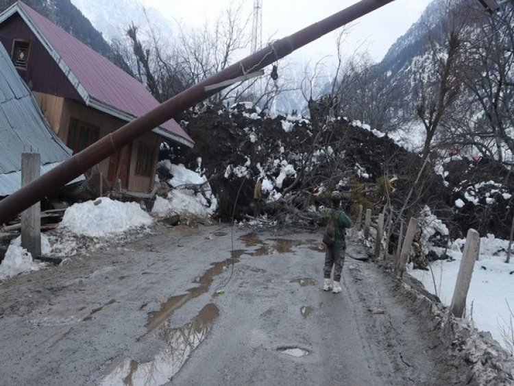 Landslide damages houses in J-K's Sonmarg, no casualties reported