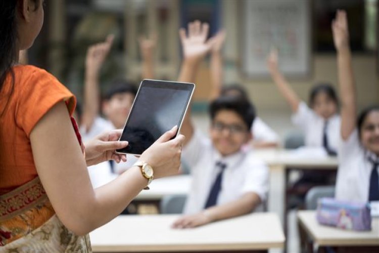First in India: This Jaipur school becomes fully digitised by going bagless