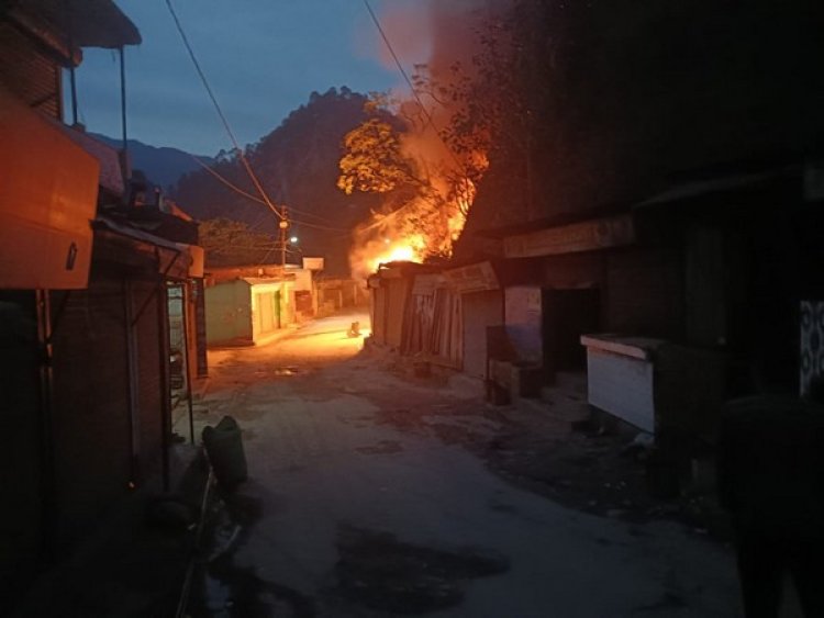 Uttarakhand: Fire breaks out at market in Chamoli, under control; no casualties