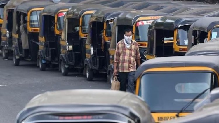 Delhi HC dismisses pleas on levying GST on online booking of auto rides
